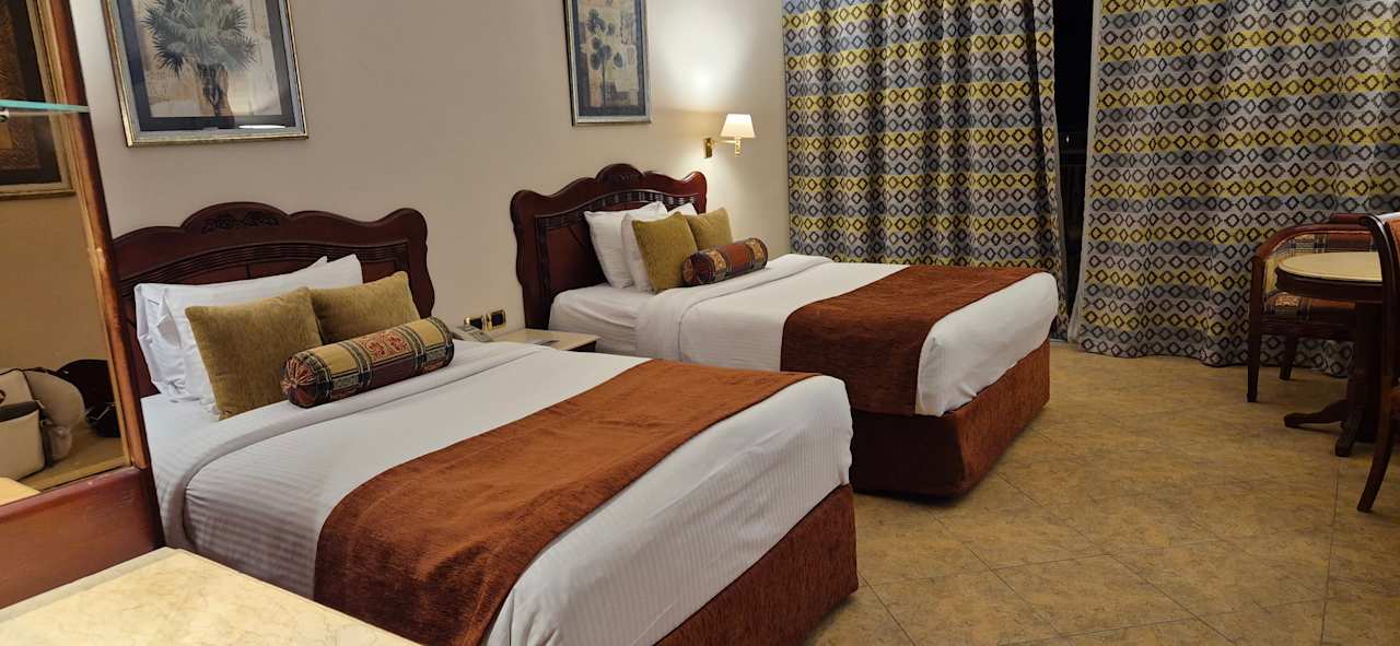 Zimmer Palm Royale Resort - Soma Bay