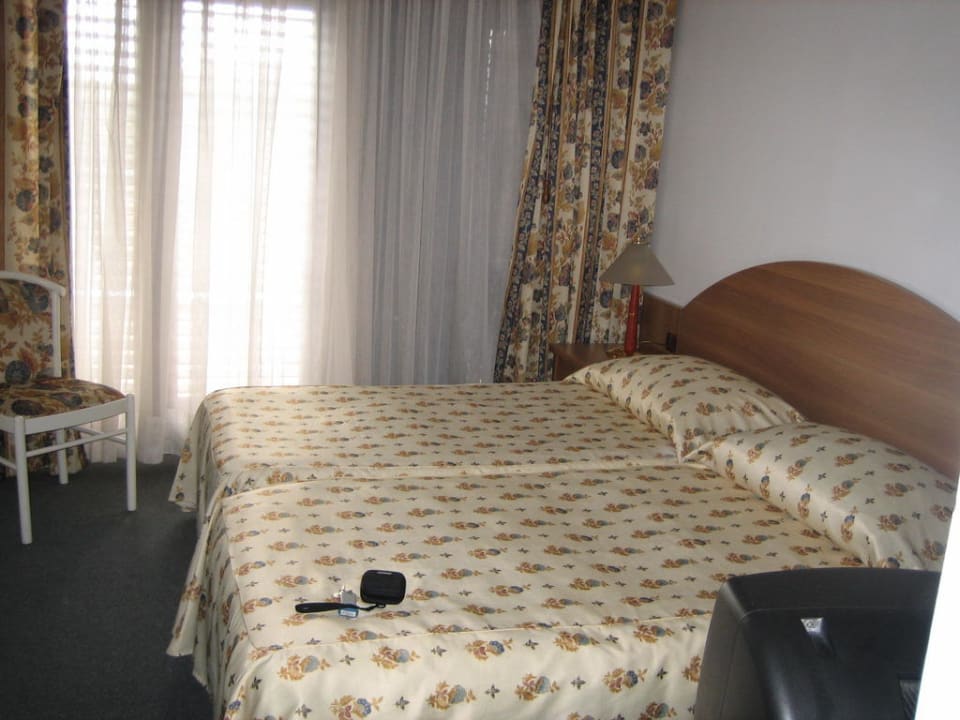 Doppelzimmer Standard mit Blick zum Pool Valamar Parentino Hotel