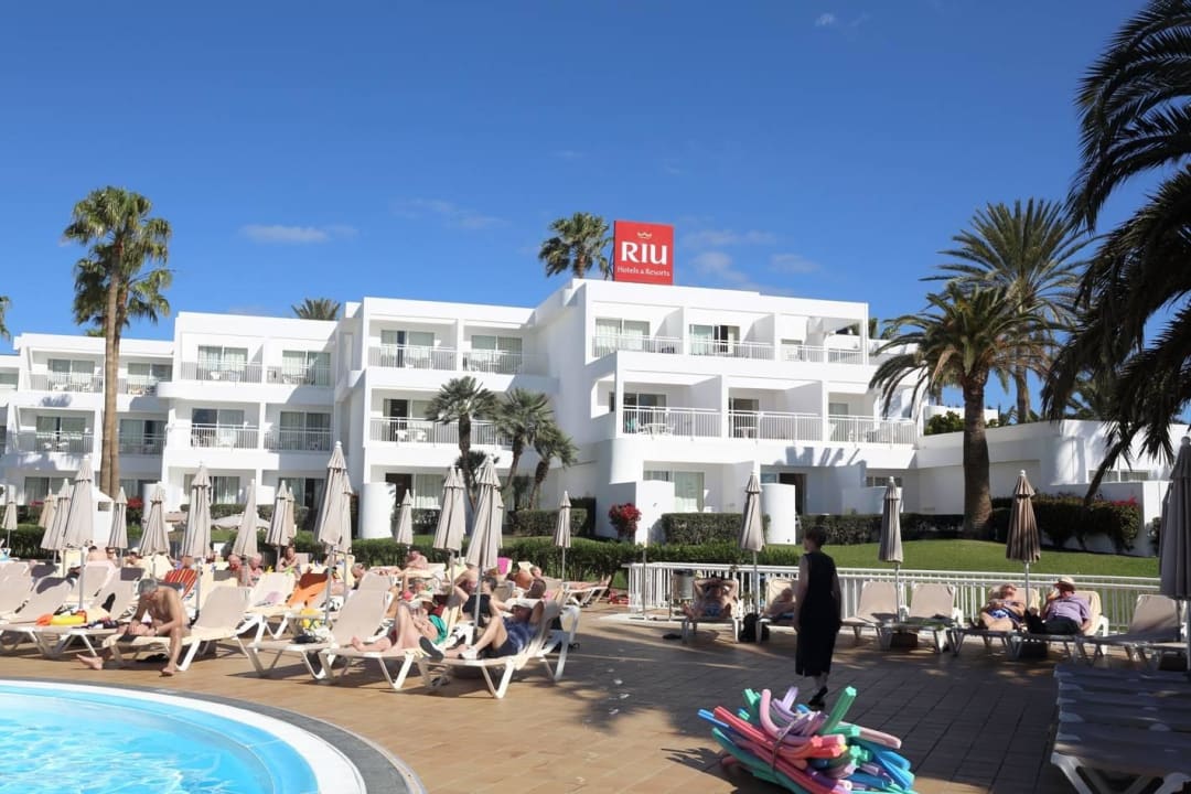 (Haupt)Pool  Hotel Riu Paraiso Lanzarote
