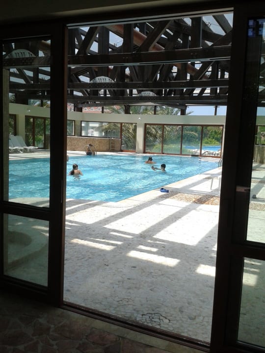 Innenpool Club Grand Aqua