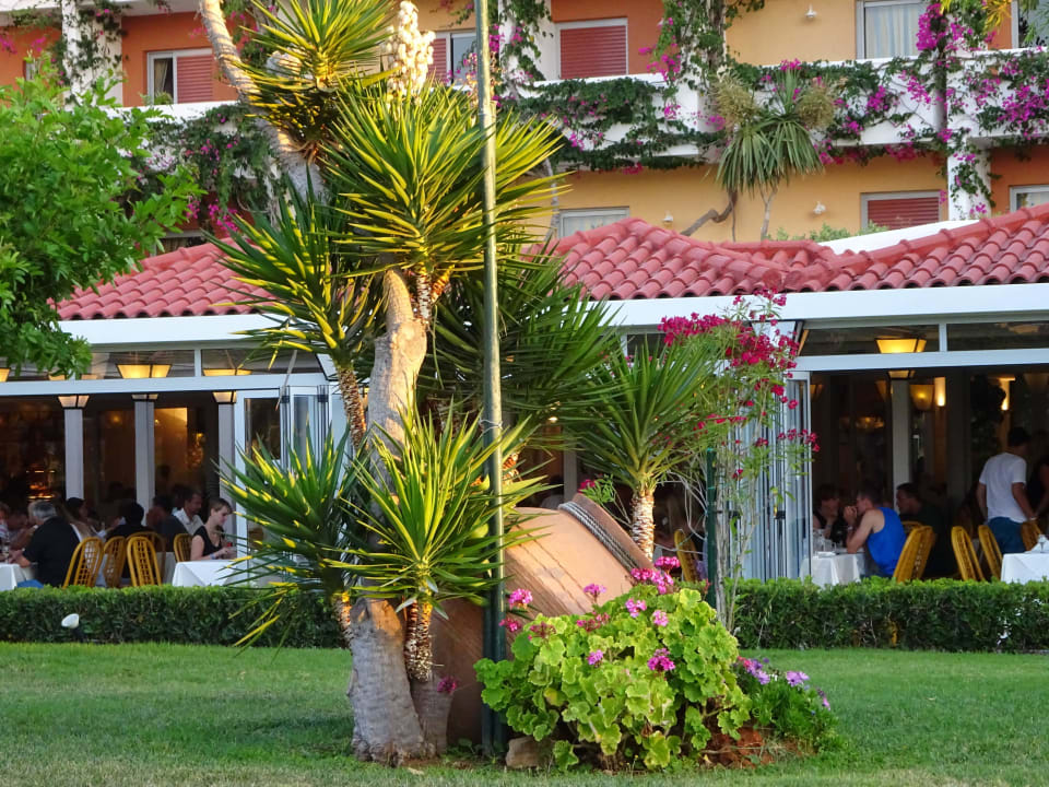 Garten Anissa Beach & Village