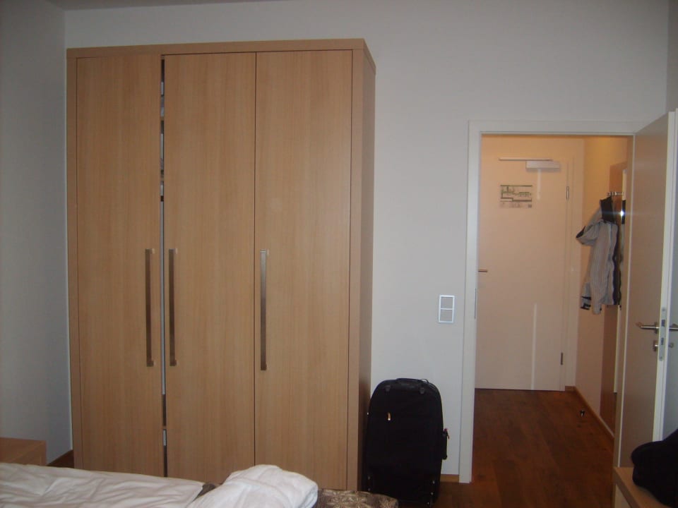 Großer Kleiderschrank Bodensee-Hotel Sonnenhof