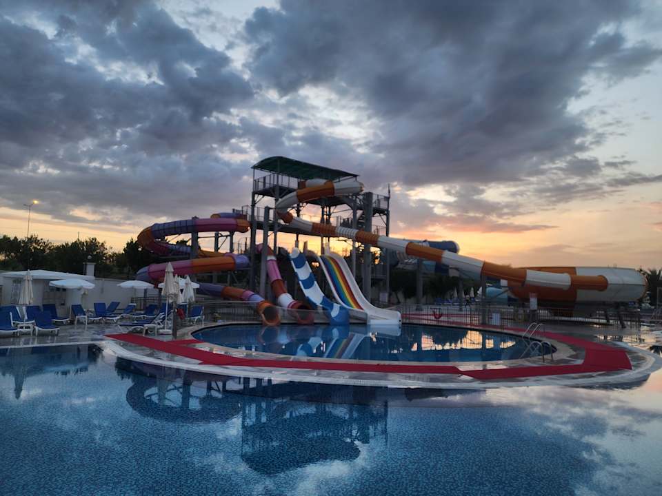 Außenansicht Calido Maris Hotel