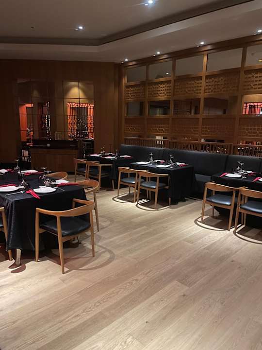 Gastro Miramar Al Aqah Beach Resort