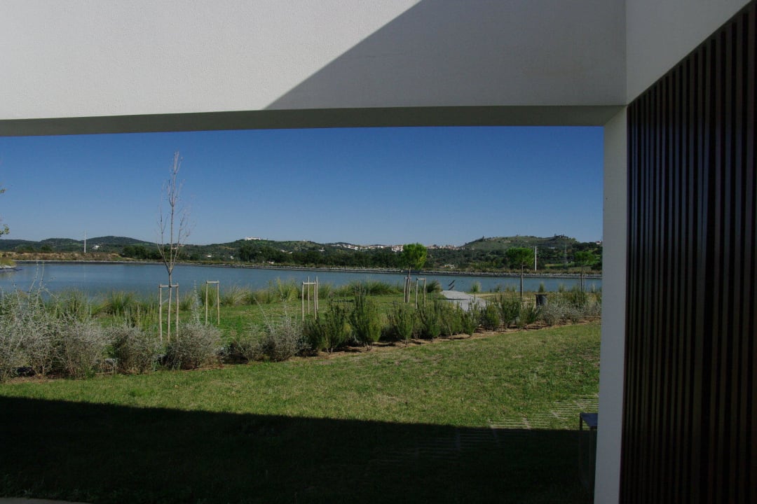 Vom Schlafzimmerfenster Hotel L'AND Vineyards