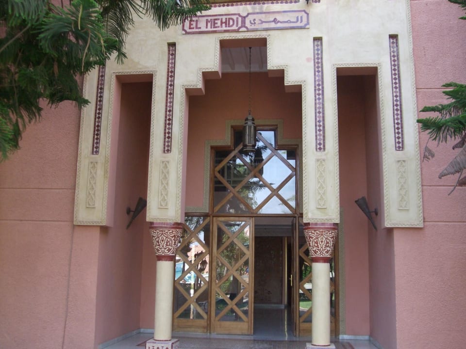 Außenansicht Hotel Mansour Eddahbi