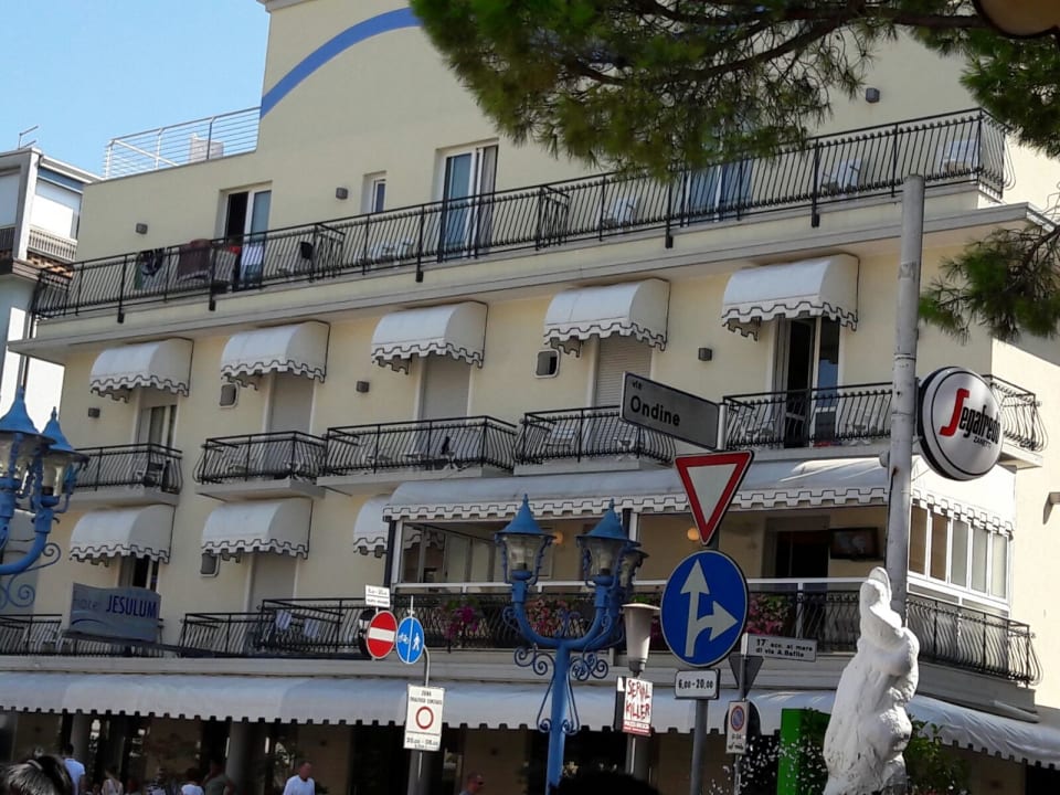 Außenansicht Hotel Jesulum