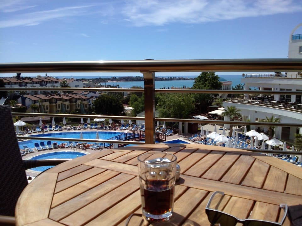 Von der öffentlichen Terrasse Side Prenses Resort & Spa