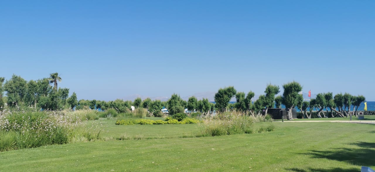 Gartenanlage Neptune Luxury Resort