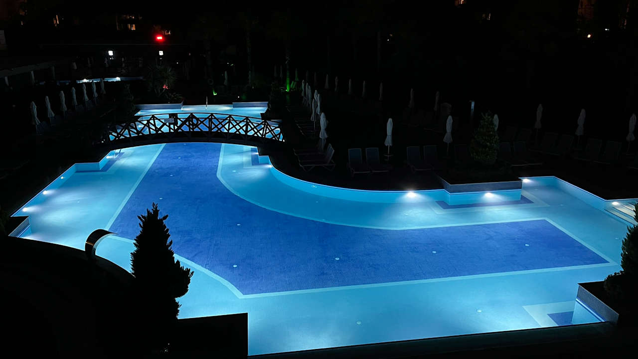 Pool Luna Blanca Resort & Spa