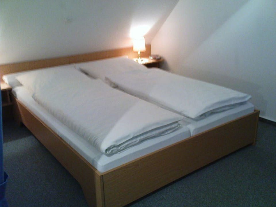Doppelbett im Ferienappartment Hotel Ripken