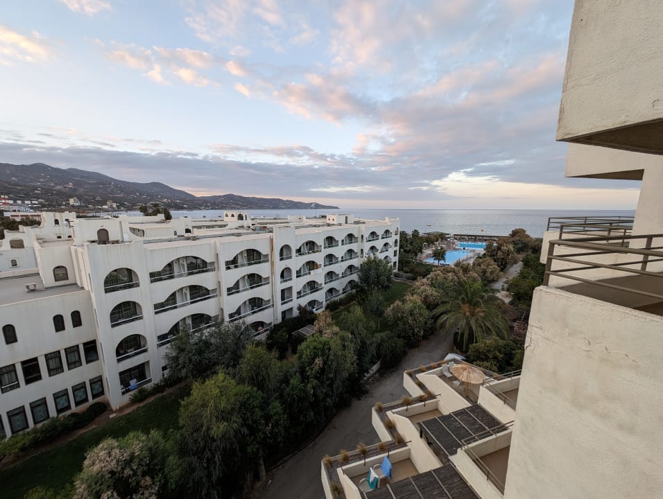 Ausblick Apollonia Beach Resort & Spa