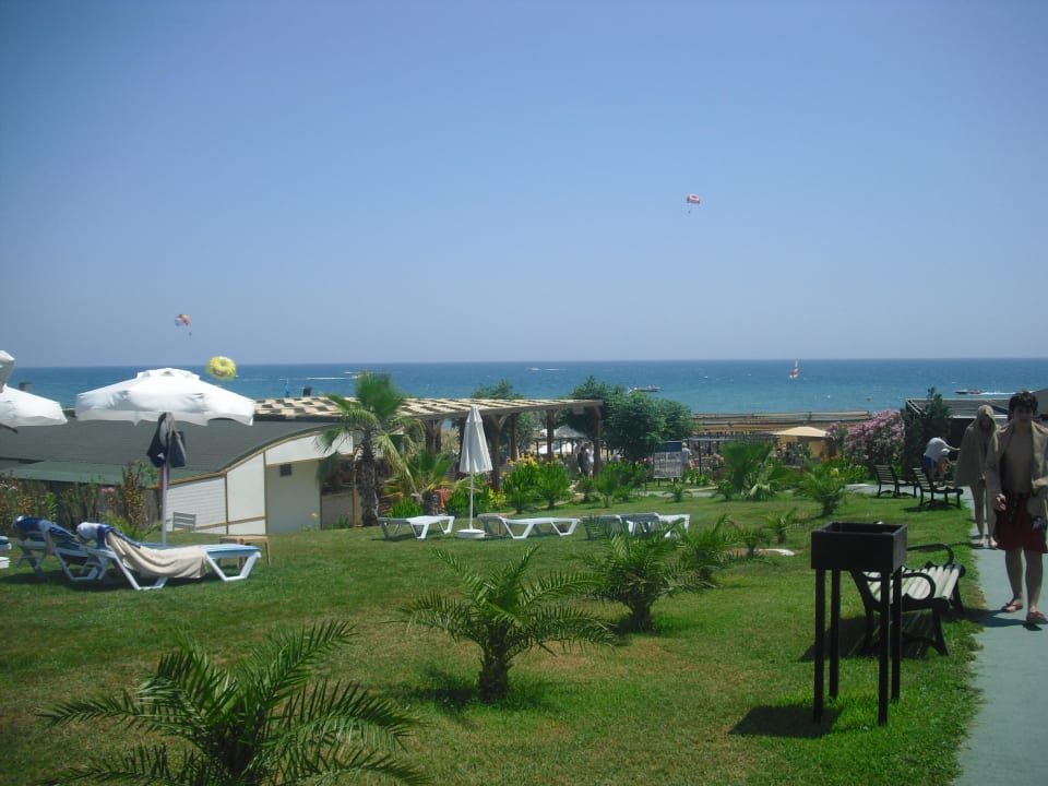 Weg zum Strand Royal Atlantis Spa & Resort