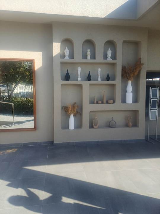 Strand Side Sunport Hotel & Spa