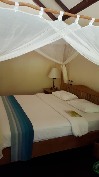 Bett Filitheyo Island Resort