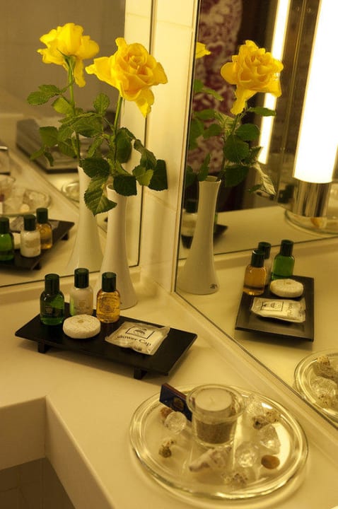 Badezimmer Best Western Premier Grand Hotel Russischer Hof