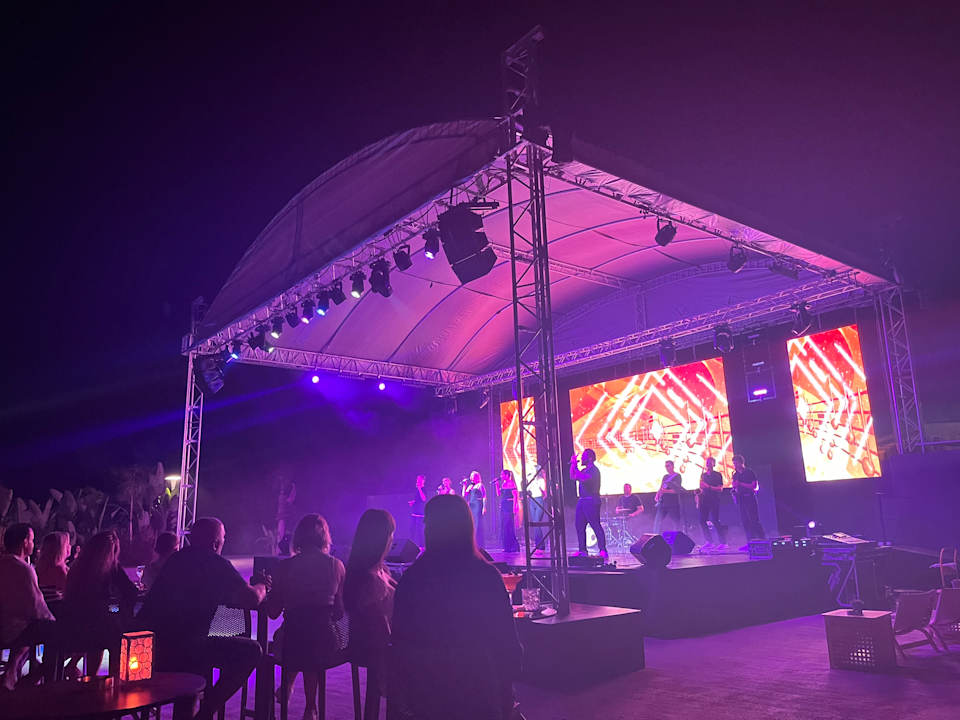 Außenansicht Jacaranda Luxury Resort