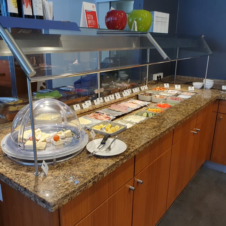 Gastro Essential by Dorint Hotel Köln-Junkersdorf