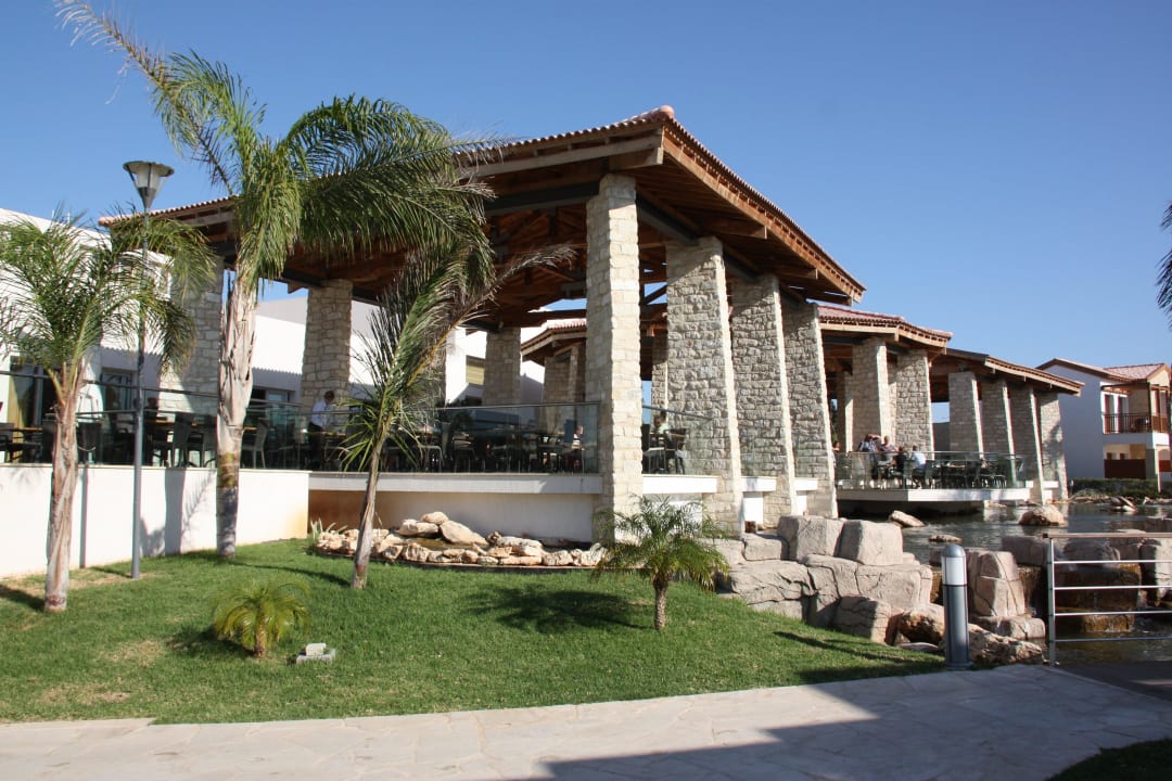Außenterrasse Royal Olympic Olympic Lagoon Resort Ayia Napa