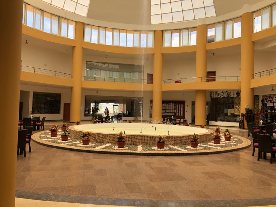 Lobby Three Corners Equinox Beach Resort