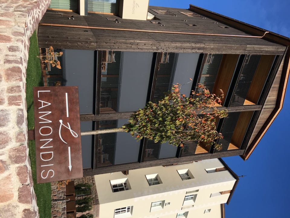 Außenansicht Private Apartments Lamondis