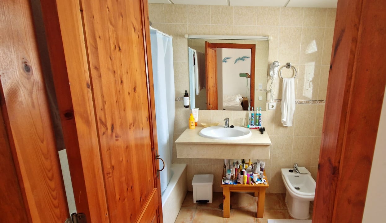 Zimmer FERGUS Club Carema Splash