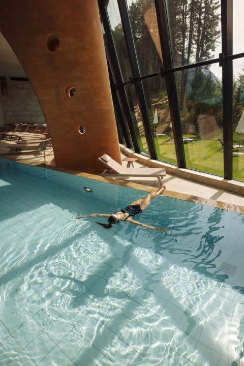 Pool Grand Hotel Kronenhof Pontresina