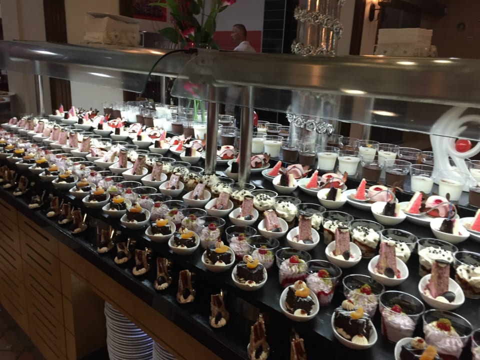 Büffet Salamis Bay Conti Resort Hotel & Casino