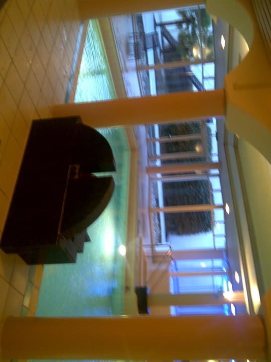 Innenpool Villa Sassa