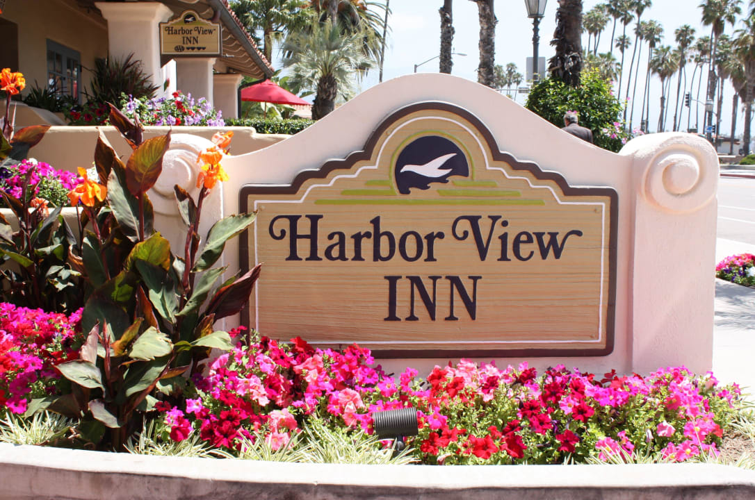 Eingang von der Meerseite Hotel Harbor View Inn