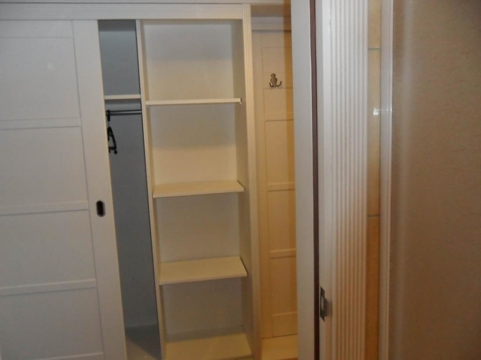 Viel Stauraum im Kleiderschrank Hotel Terrace Beach Resort