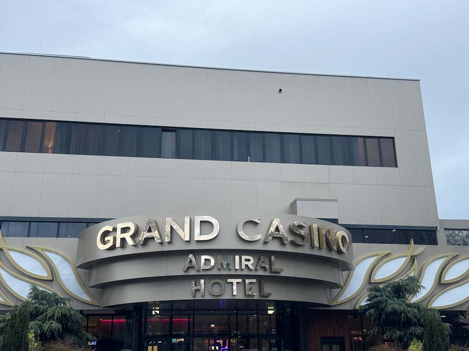 Außenansicht Admiral Hotel