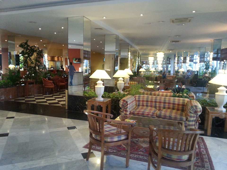 Eingangsbereich/Aufenthaltsbereich Coral La Quinta Park Suites