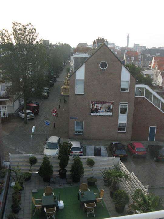 Blick auf die Dachterrasse Hotel De Ruyter