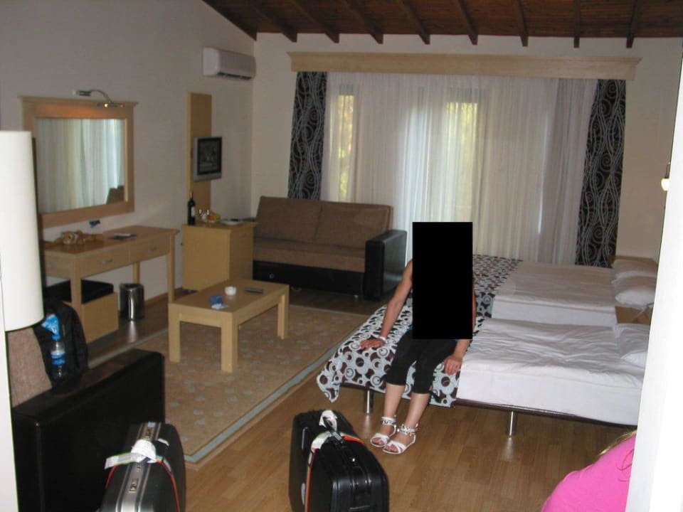 Unser Riesenzimmer Crystal Flora Pearl Collection