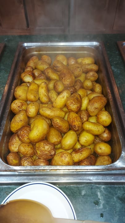 Gastro Hotel Royal Nozha