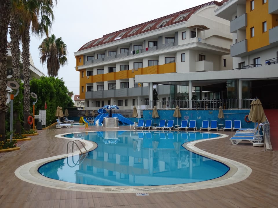 Pool Hane Family Resort