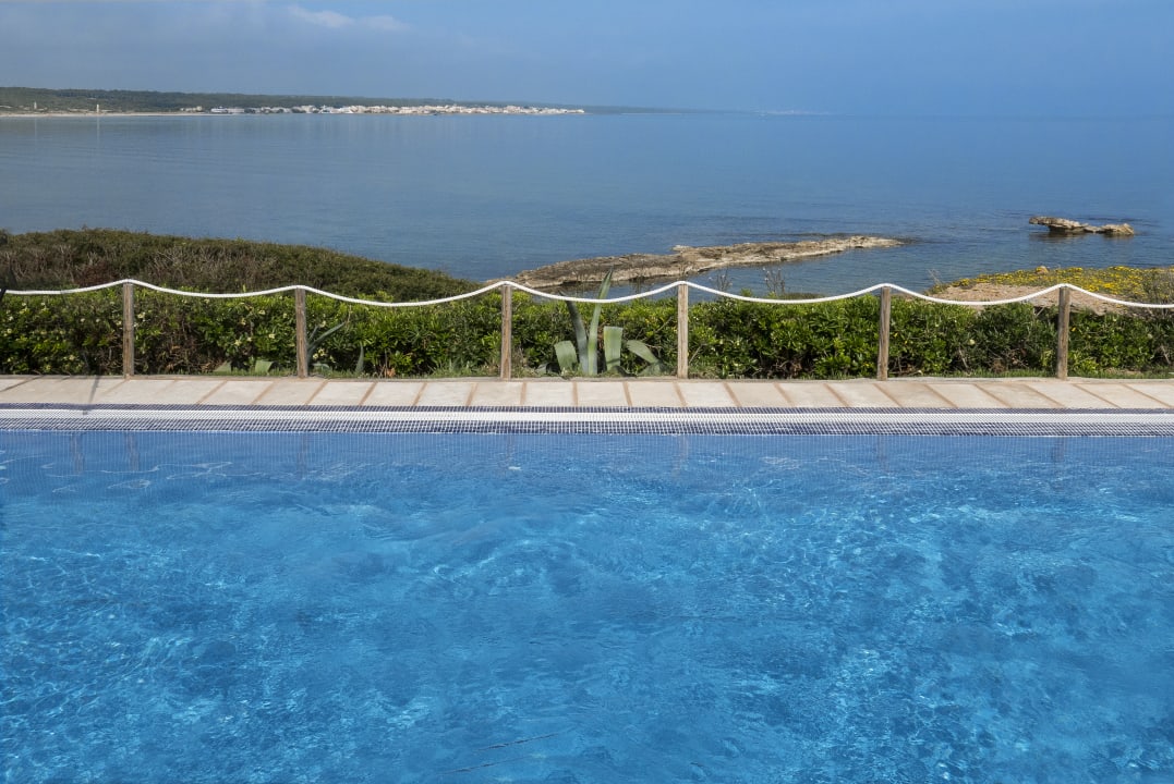 Pool Es Blau des Nord