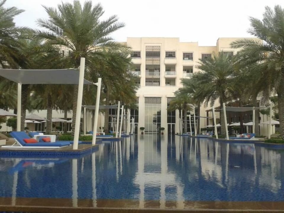 Einer der Pools  Park Hyatt Abu Dhabi Hotel and Villas