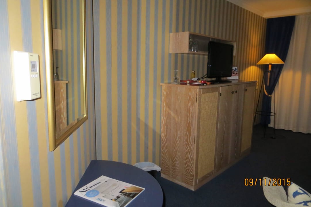 Wohnzimmer Mönchsgut Suite 101 Dorint Strandhotel Binz