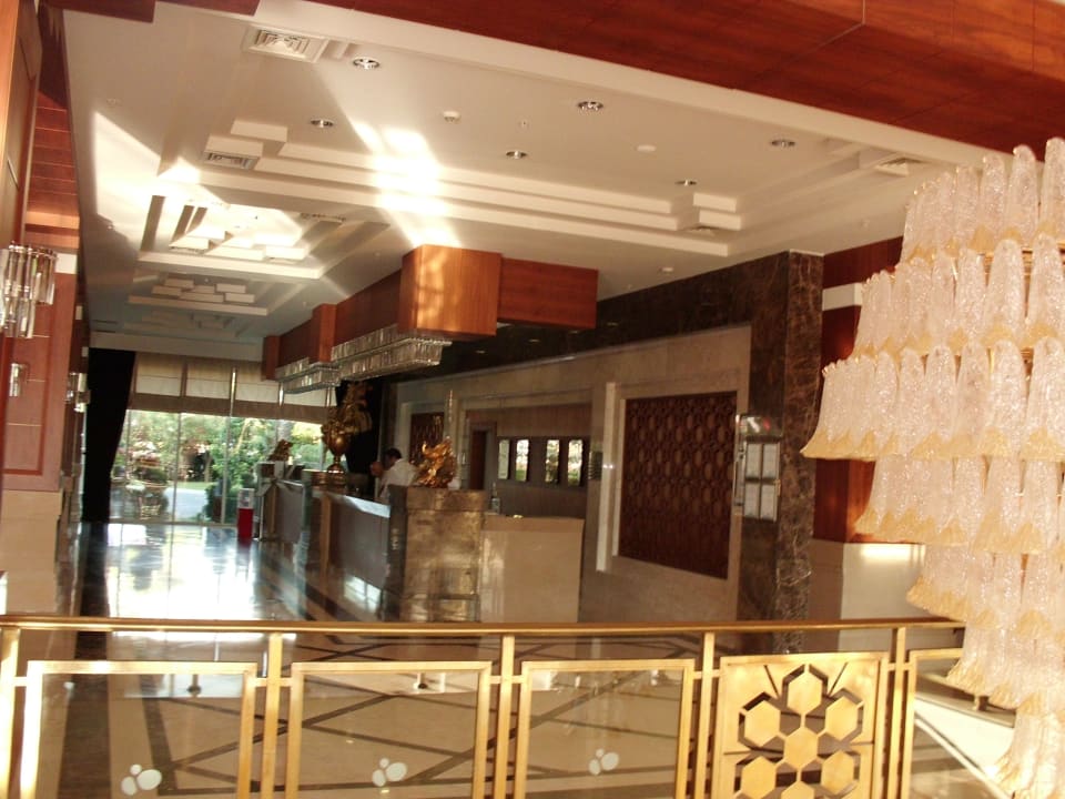 Rezeption Crystal De Luxe Comfort Collection