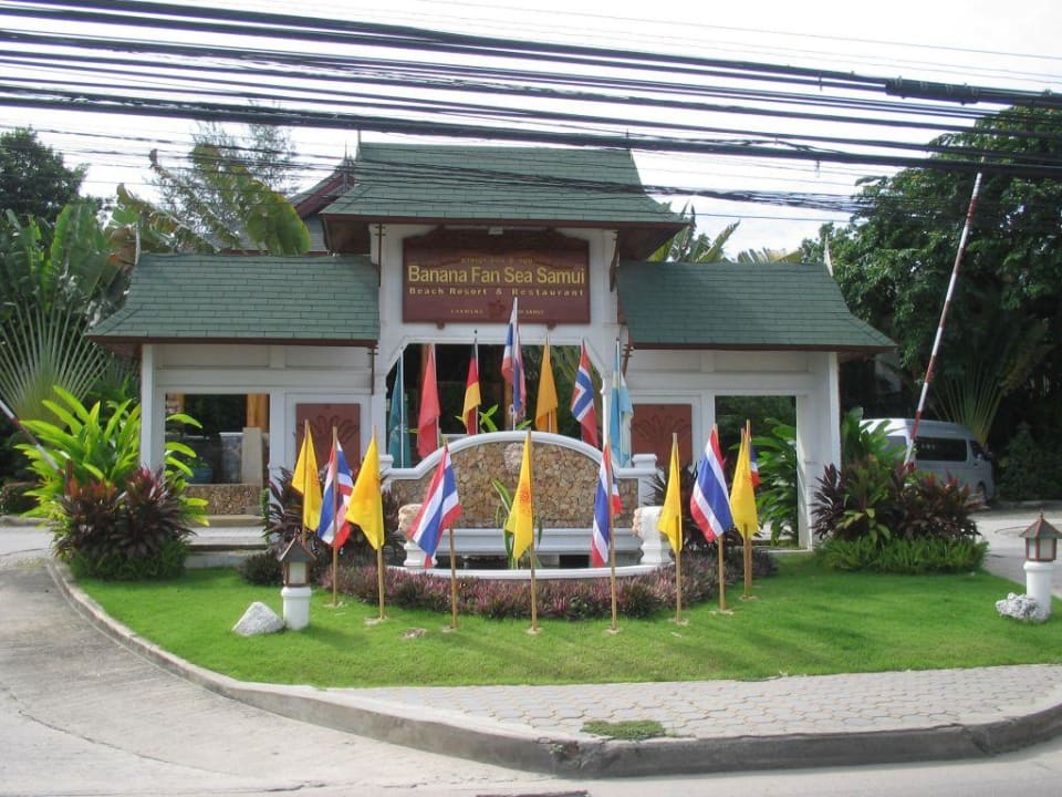 Einfahrt Banana Fan Sea Resort