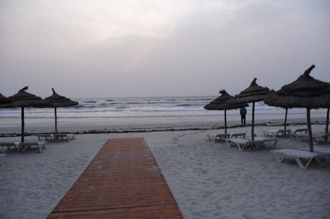 Heute Wegen hoher See - Badeverbot Mahdia Palace Thalasso