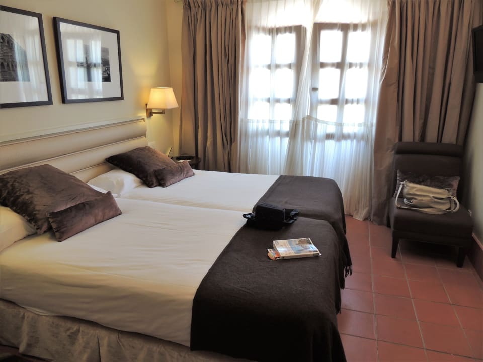 Zimmer Hotel San Antonio el Real