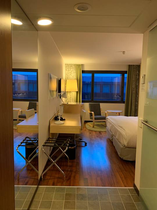 Zimmer Hilton Helsinki Airport