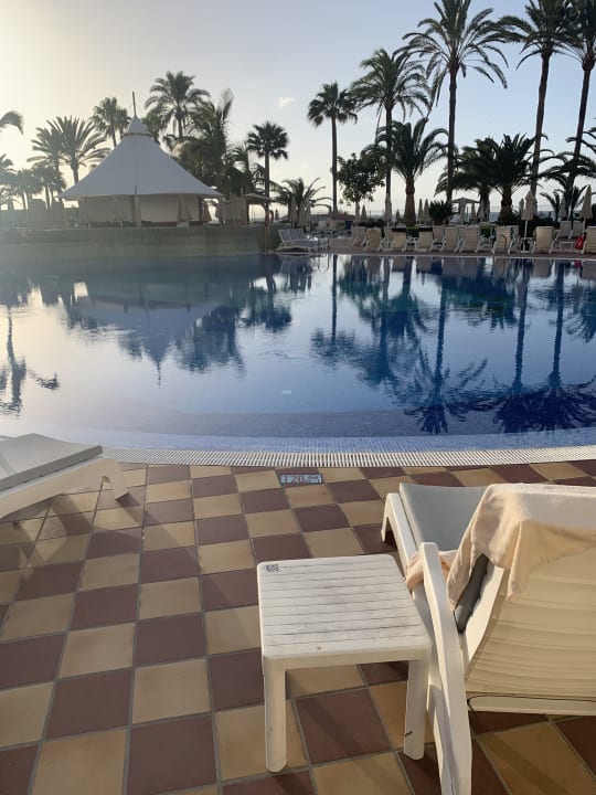 Pool Hotel Riu Palace Tres Islas