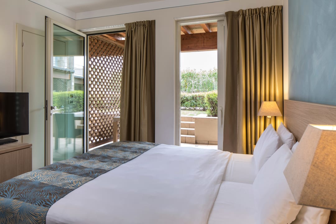 Zimmer Lake Garda Resort