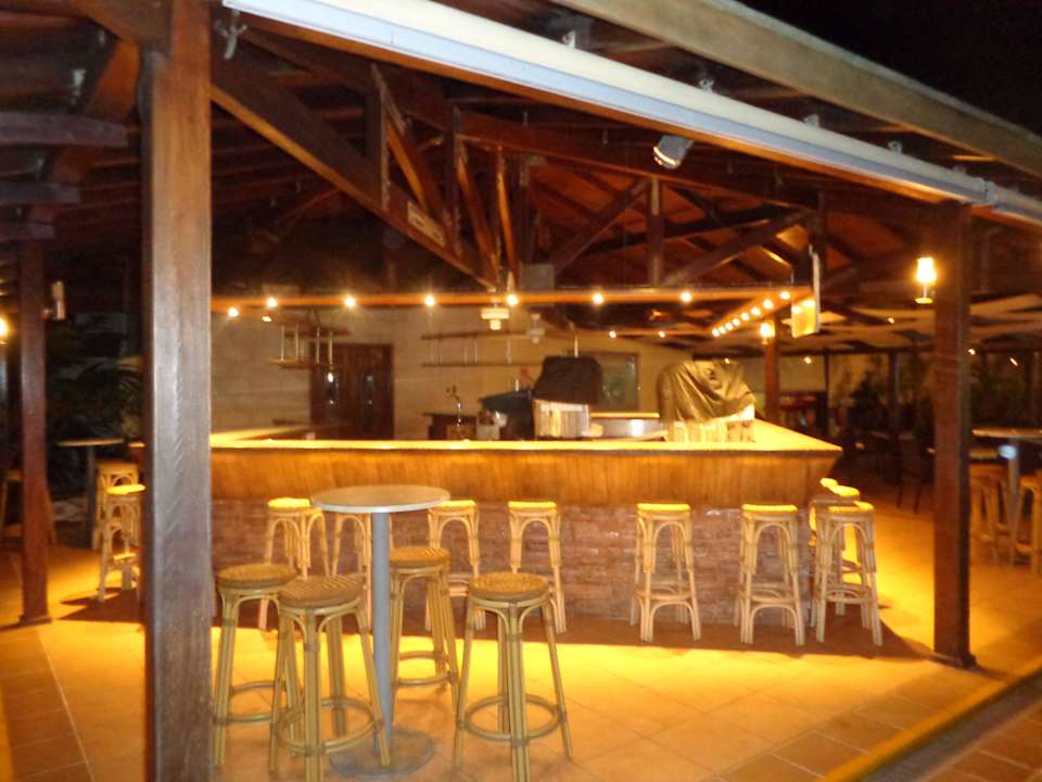 Pool Bar am Abend Blau varadero - Adults only