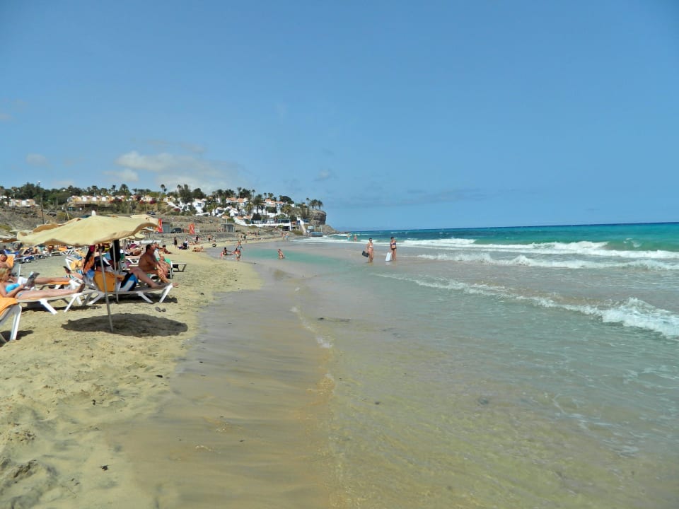 Strand bei Flut Iberostar Waves Gaviotas Park