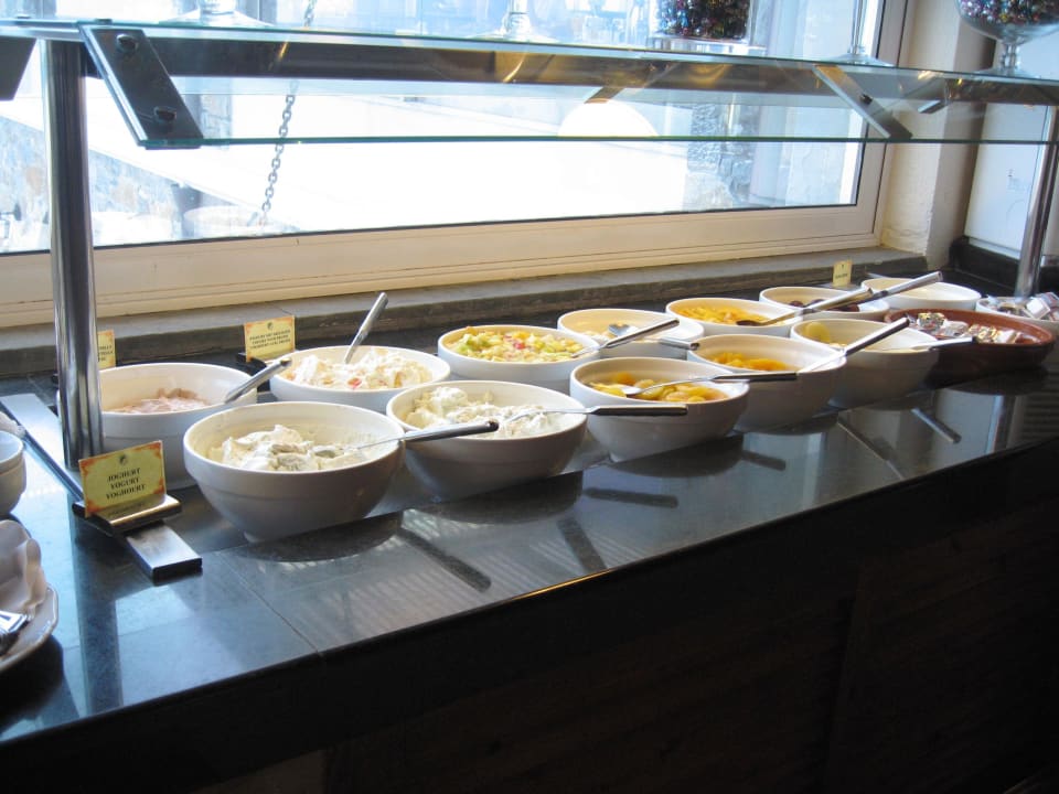 Frühstückbuffet Alexander Beach Hotel & Village Resort